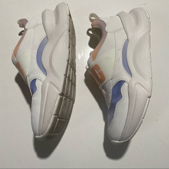 UGG LA Flex Pastel White Chunky Sneakers - Picture 3 of 8